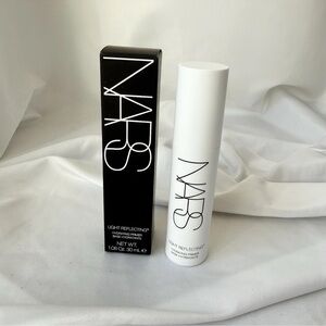 Nars Light Reflecting Hydrating Face Primer Makeup Foundation Base 30ml 1.08oz